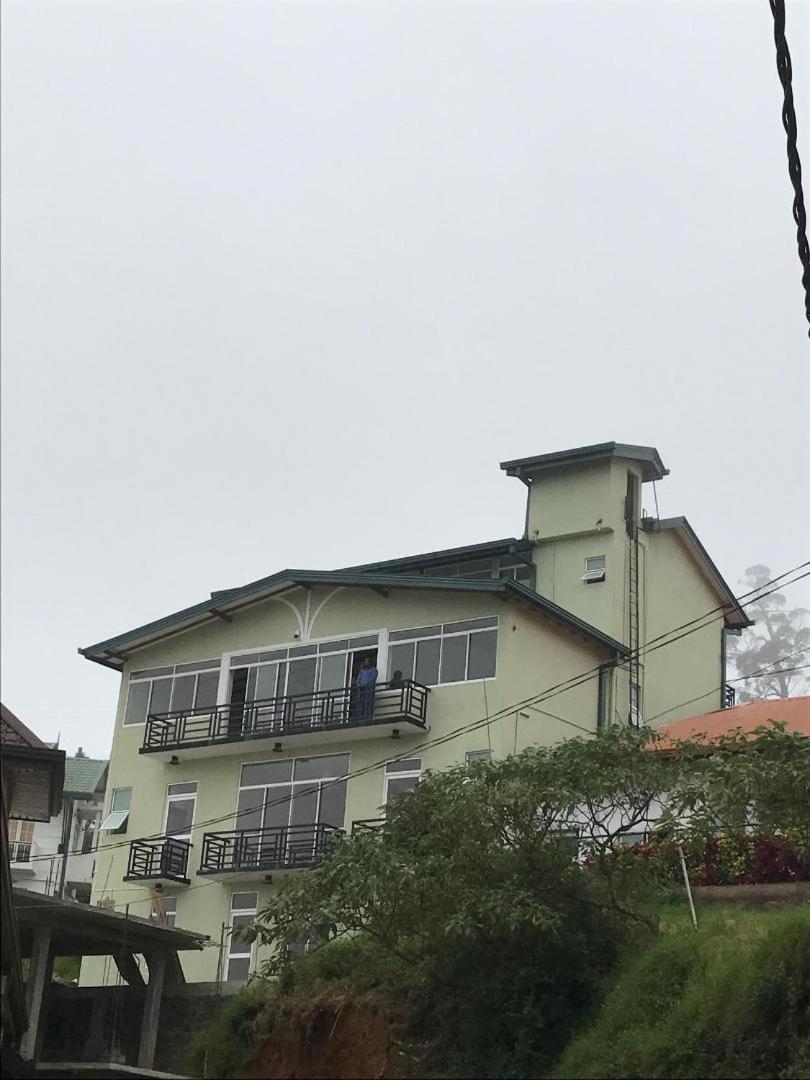 The Hamlyn Bed and Breakfast Nuwara Eliya Buitenkant foto