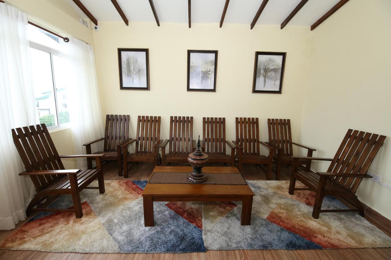 The Hamlyn Bed and Breakfast Nuwara Eliya Buitenkant foto